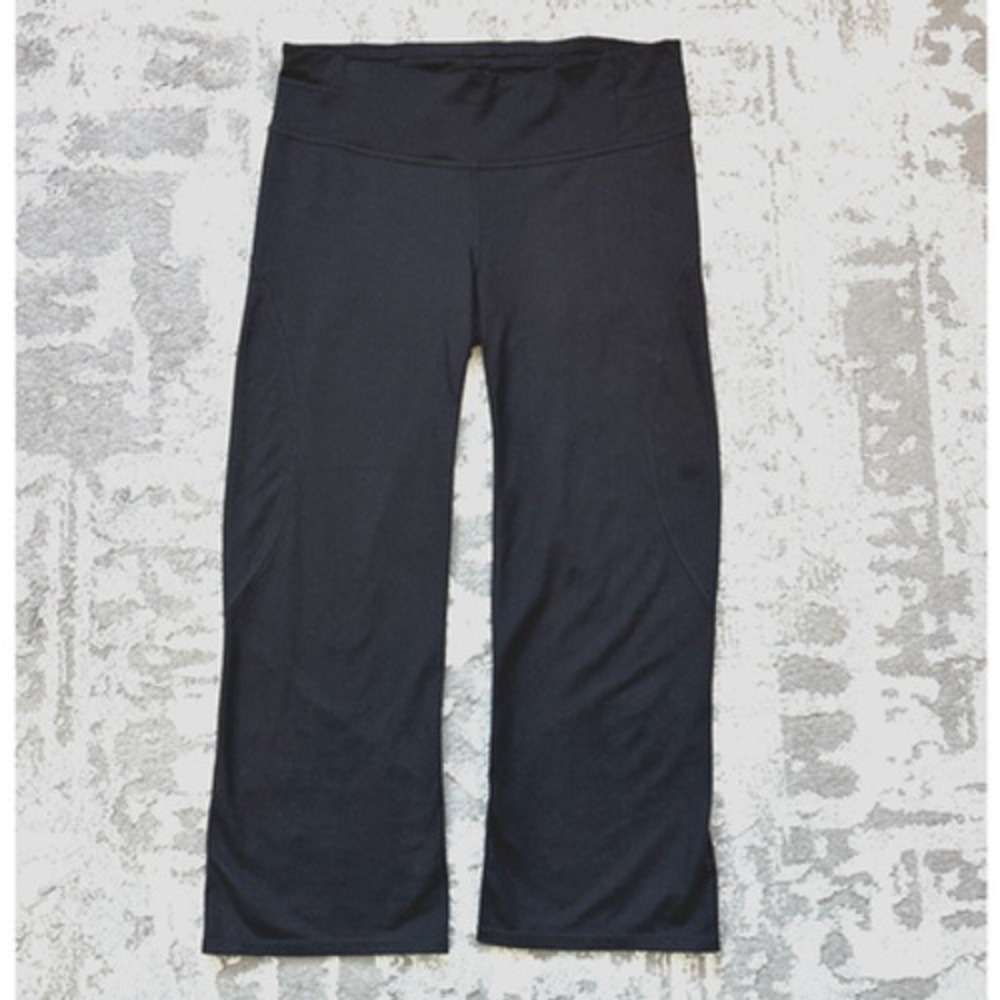 Athleta Work It Out Capri Crop Leggings Womens Small Black Stretch Soft Gym Yoga